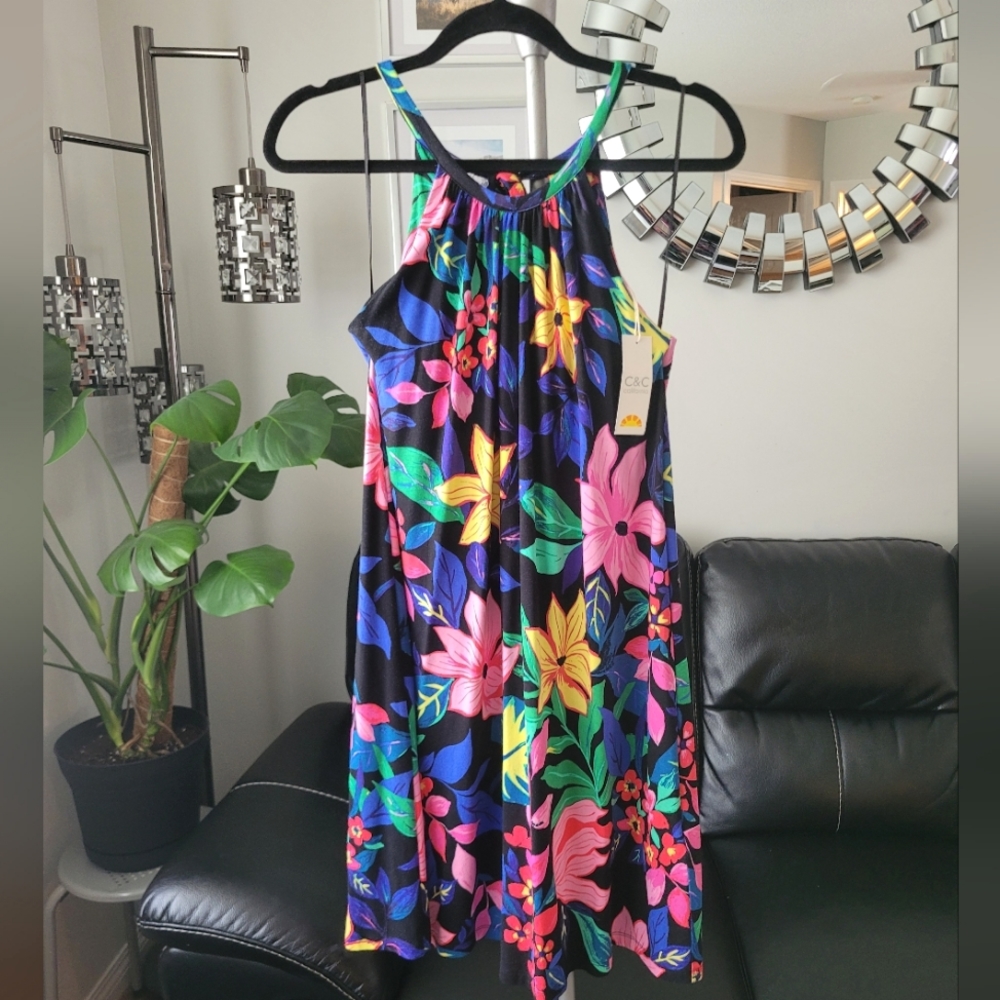 BNWT C&C California Colorful Halter Floral Mini Dress Size XS 🩷